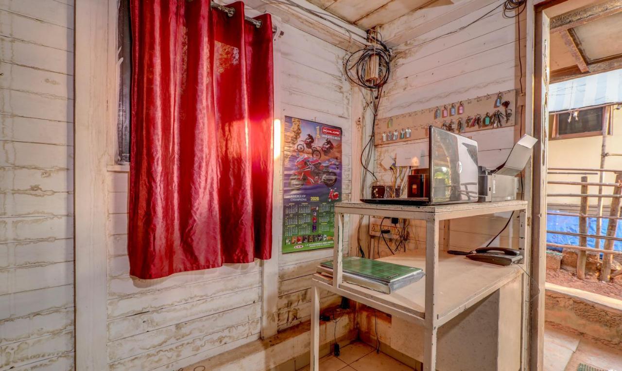 Royal Suites Анжуна Экстерьер фото